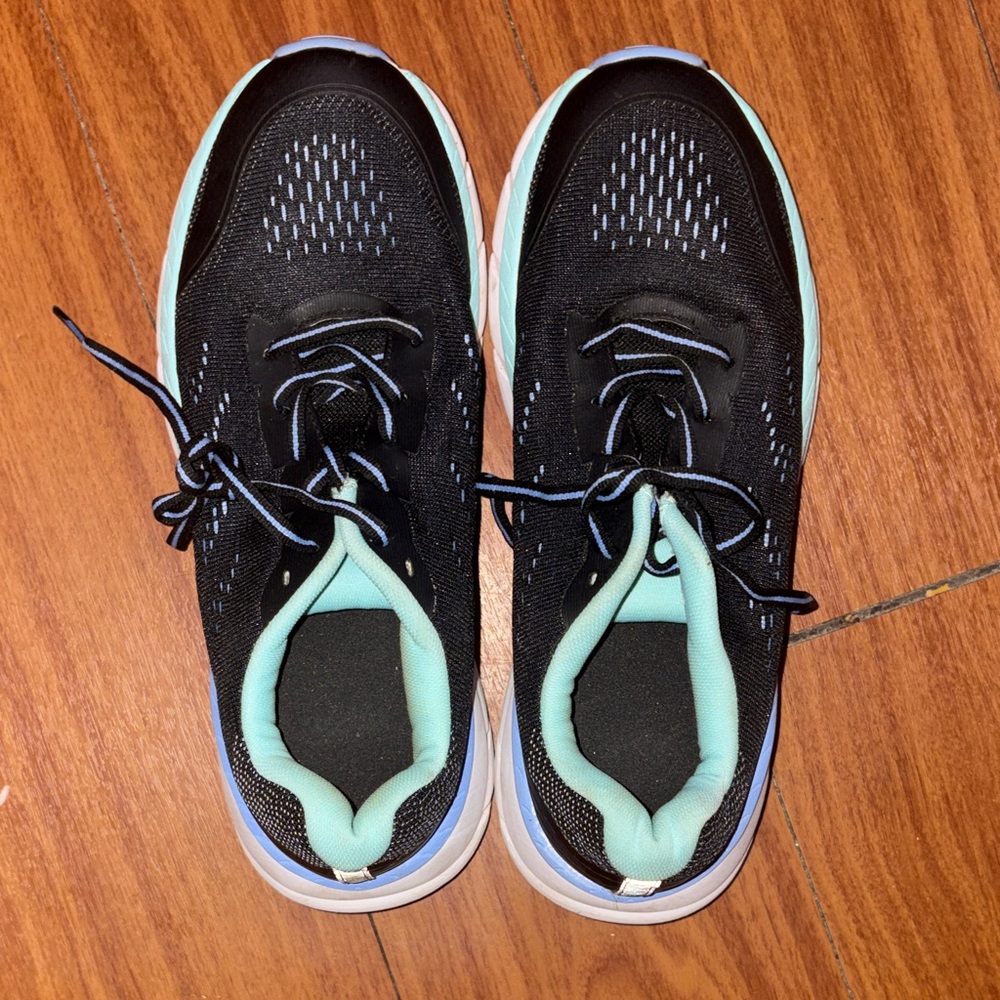 Avia Black and Mint Athletic Shoes